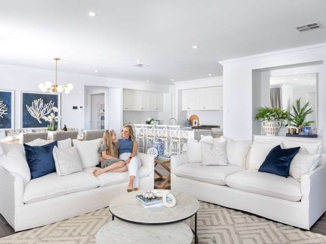 Facade ID: AV DH 002